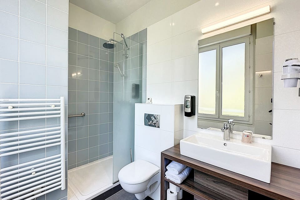 Standard Double Room - Breakfast Included | Bathroom | Shower, hair dryer, towels, soap
