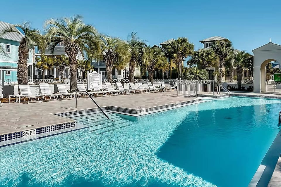 House, Multiple Beds (Relax Awhile - Main House) | Pool | Outdoor pool