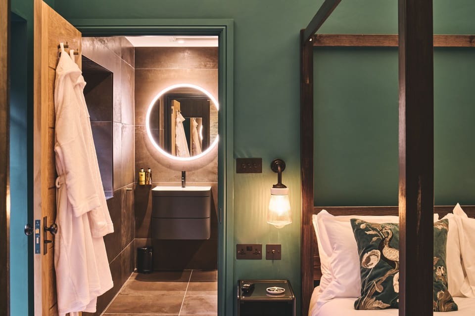 The ensuite bathroom at The Suite, Glastonbury, Somerset