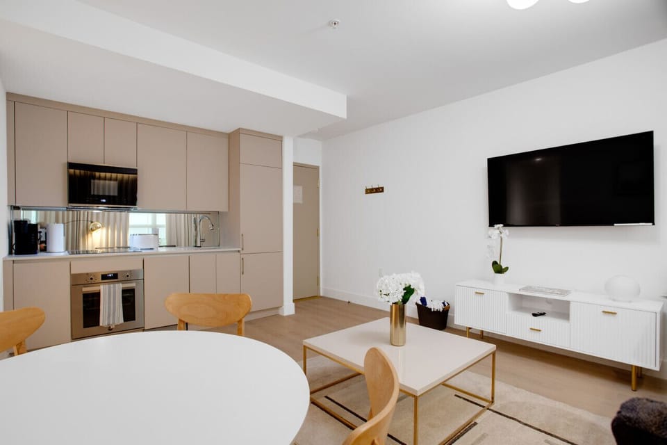 Living Room & Kitchen