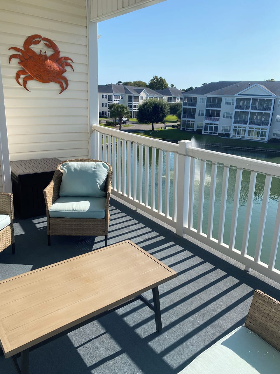 Oversized balcony