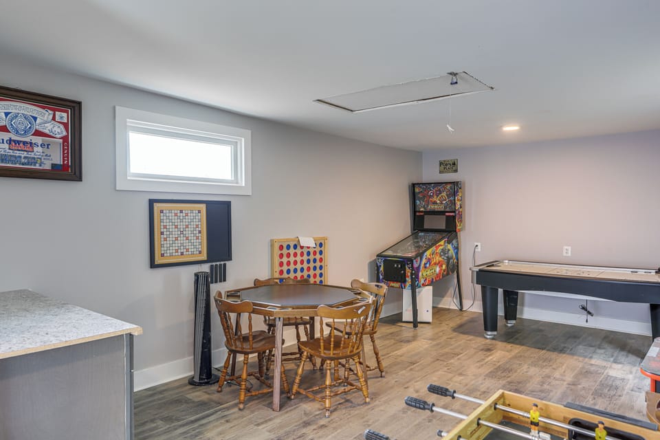Game Room | Board Games | Foosball & Air Hockey Tables | Pinball