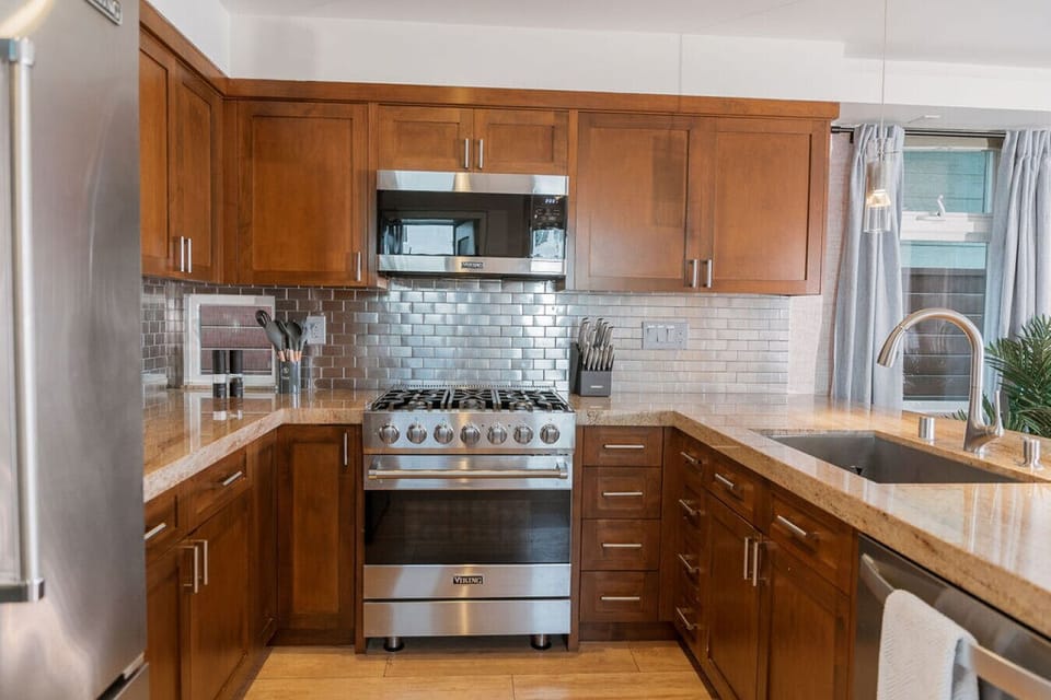 3 Bedroom unit kitchen