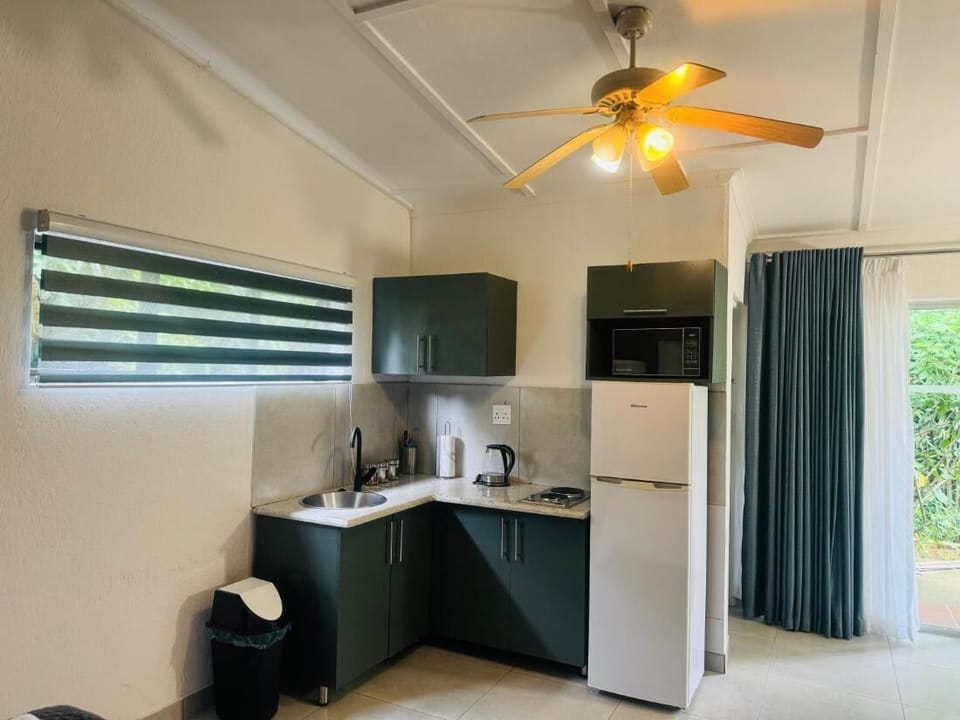 Room, 1 Bedroom, Smoking, Patio | Interior