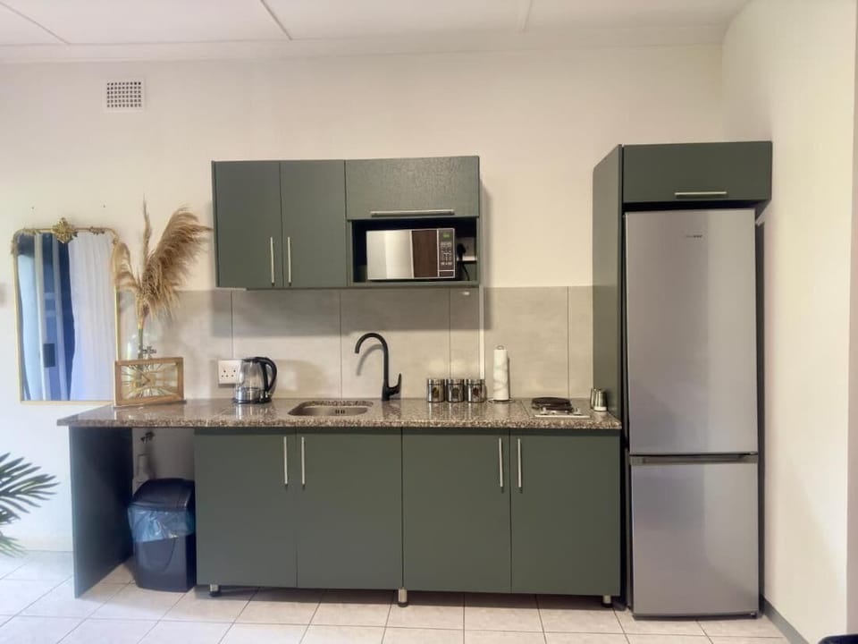 Room, 1 Bedroom, Accessible, Smoking | Interior