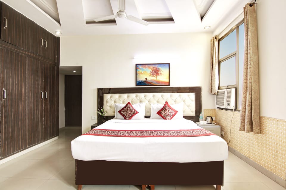 Premium bedding, individually furnished, desk, laptop workspace