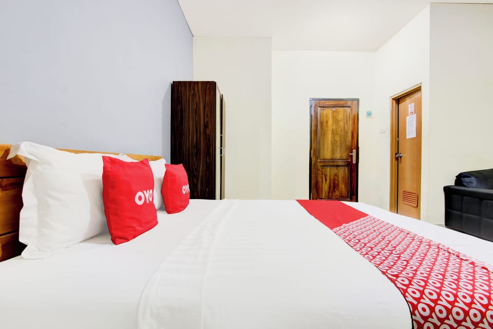 Standard Suite | Free WiFi, bed sheets