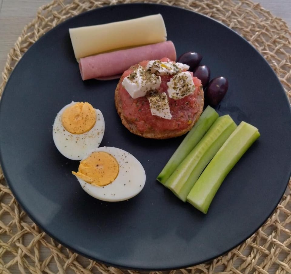 Breakfast meal
