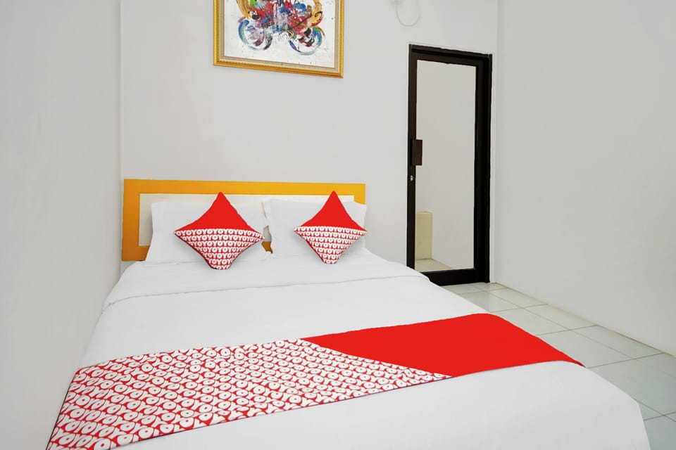 Standard Double Room | WiFi (free), bed sheets