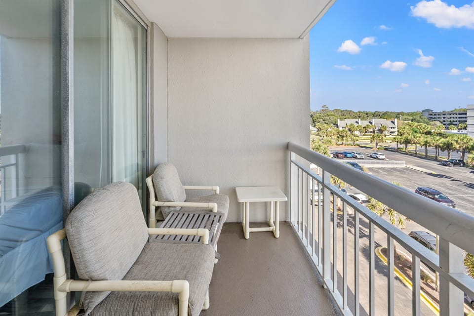 Balcony with ocean view
