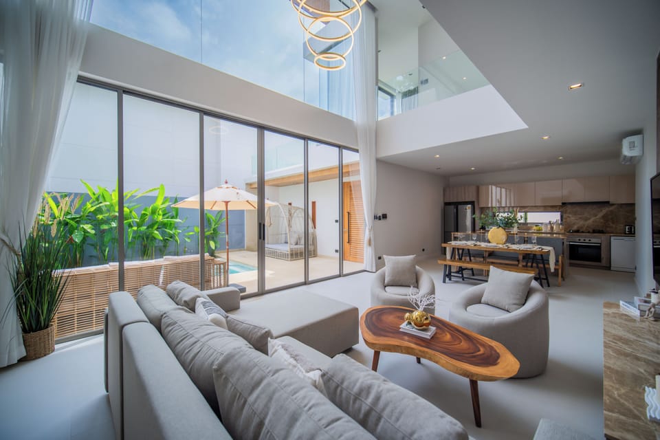 Deluxe Villa, Pool View | Living area | Smart TV