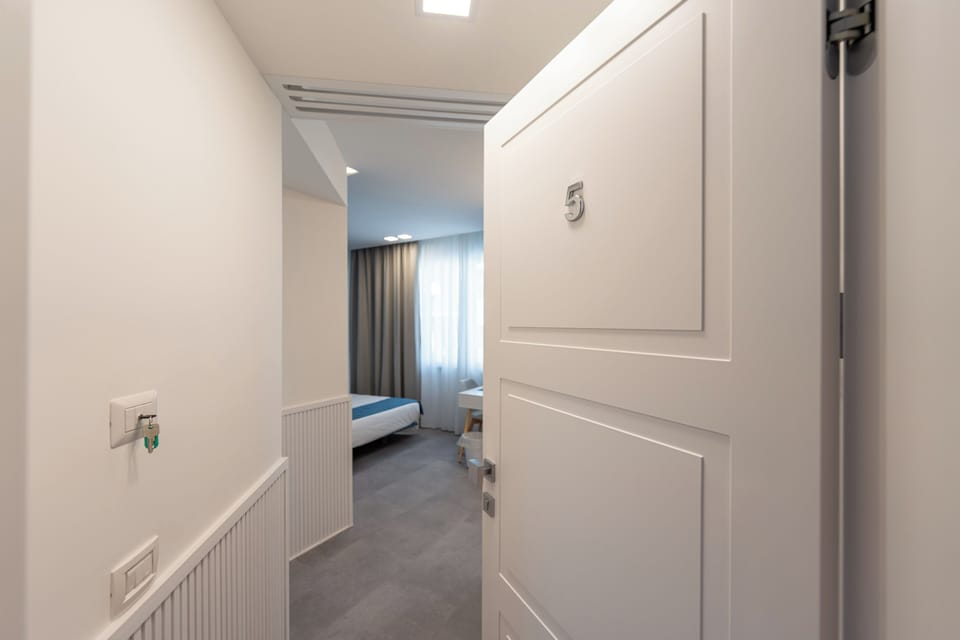 Superior Double Room, Balcony, City View | In-room safe, blackout drapes, soundproofing