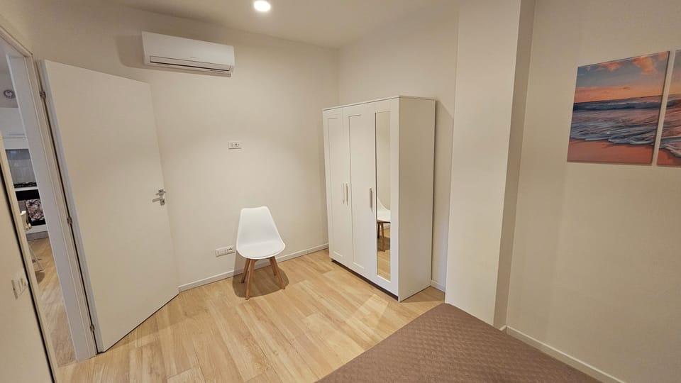 Double bedroom 4