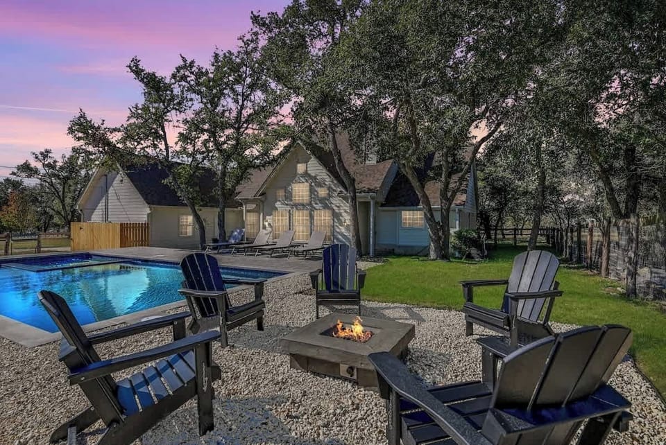 Gather with friends and family around the firepit and admire the night sky, bring some marshmallows to roast.