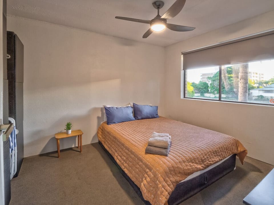 2nd bedroom with it`s own TV