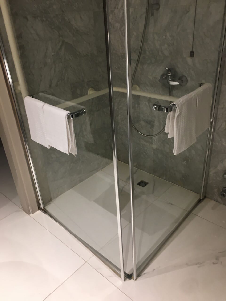 Shower, free toiletries, hair dryer, bidet