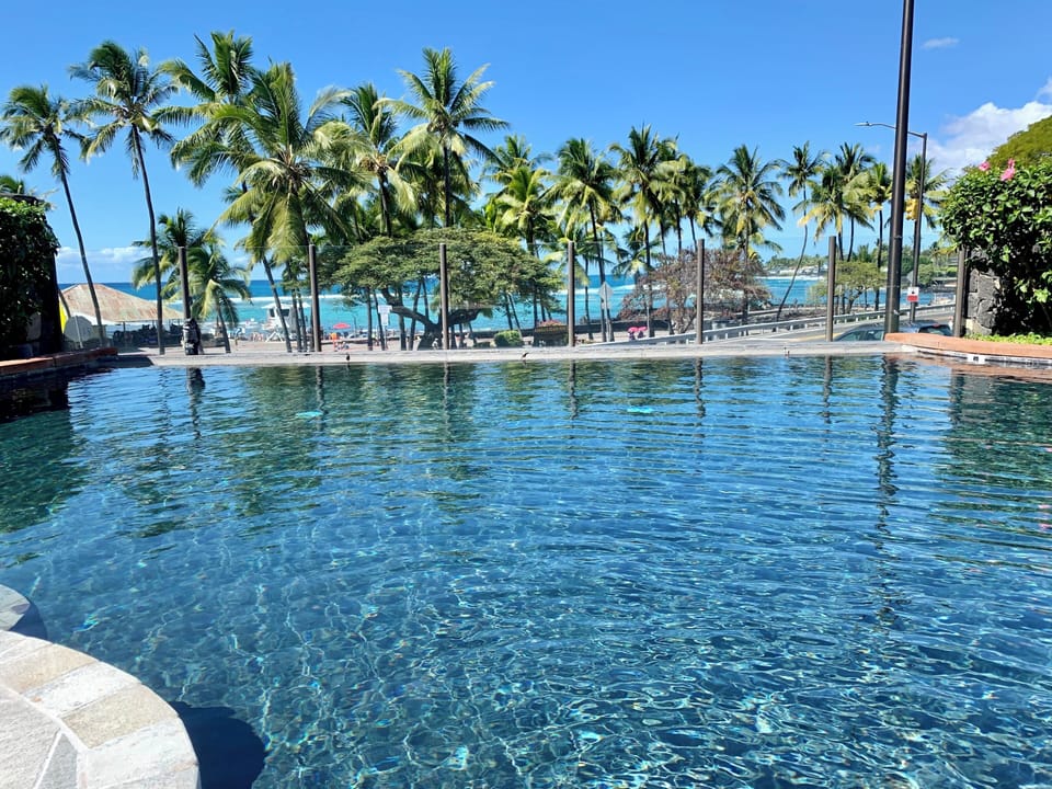 Infinity pool