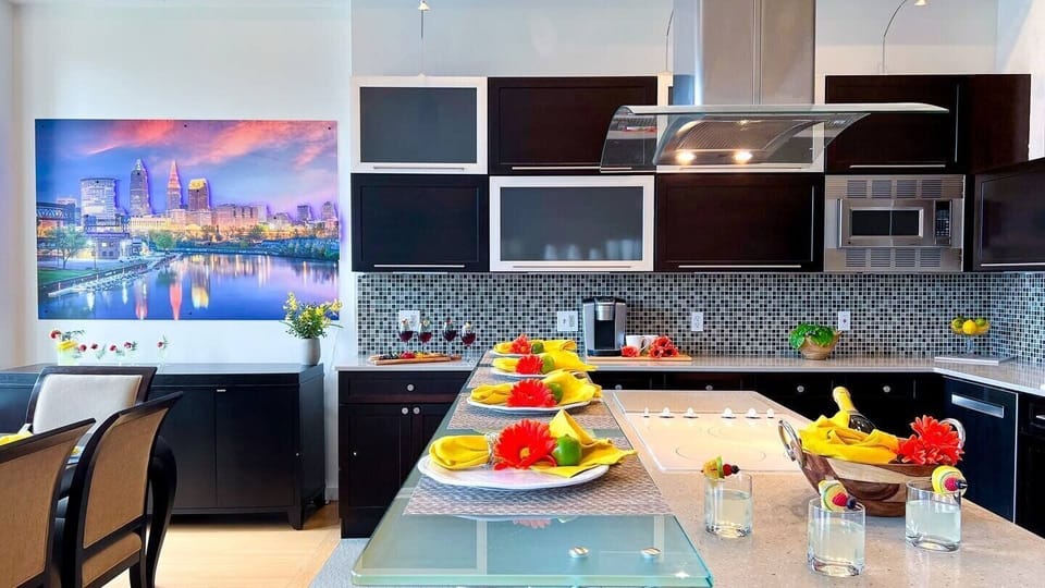 Indoors, Kitchen, Kitchen Island, Appliance, Microwave