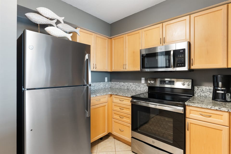 Fully equipped kitchen