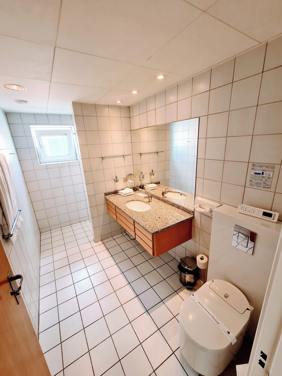 Junior Room | Bathroom | Shower, hair dryer, towels
