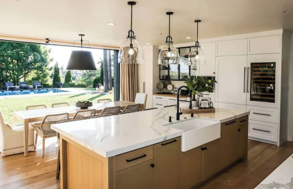 KITCHEN WITH MIELE APPLIANCES