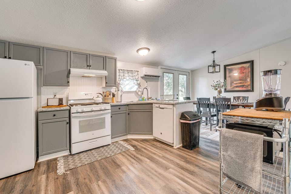 Kitchen | Cooking Basics | Drip Coffee Maker | Blender