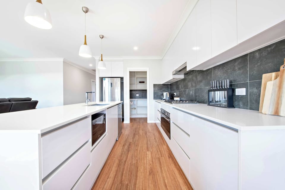 Kitchen + NESPRESSO Coffee Machine + Breakfast Bar/Stools
