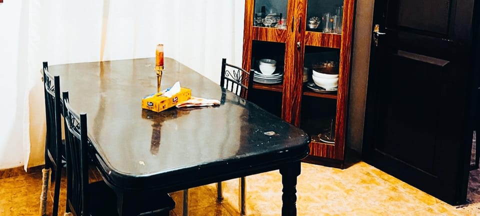 House | Dining