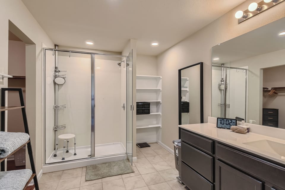 House, 3 Bedrooms (158748) | Bathroom | Free toiletries, hair dryer