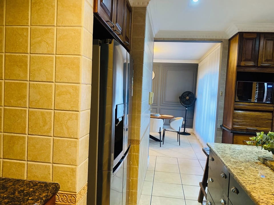 House, 4 Bedrooms, Balcony, Garden View | Interior