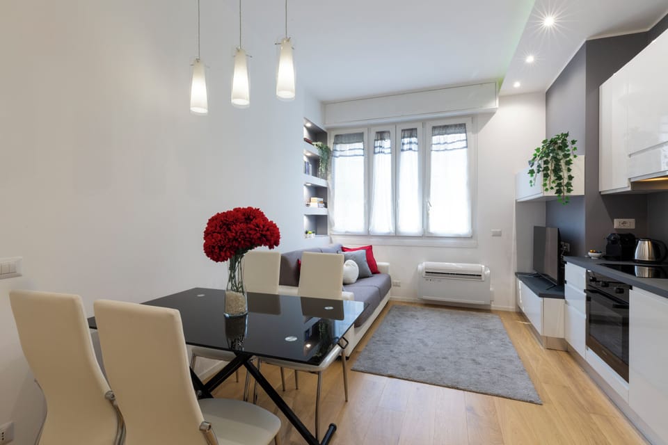 Comfort Apartment | Living area | Smart TV