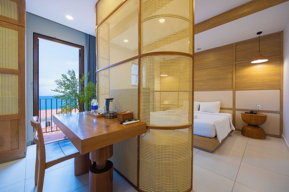 Deluxe Room, Ocean View | Memory foam beds, minibar, desk, laptop workspace