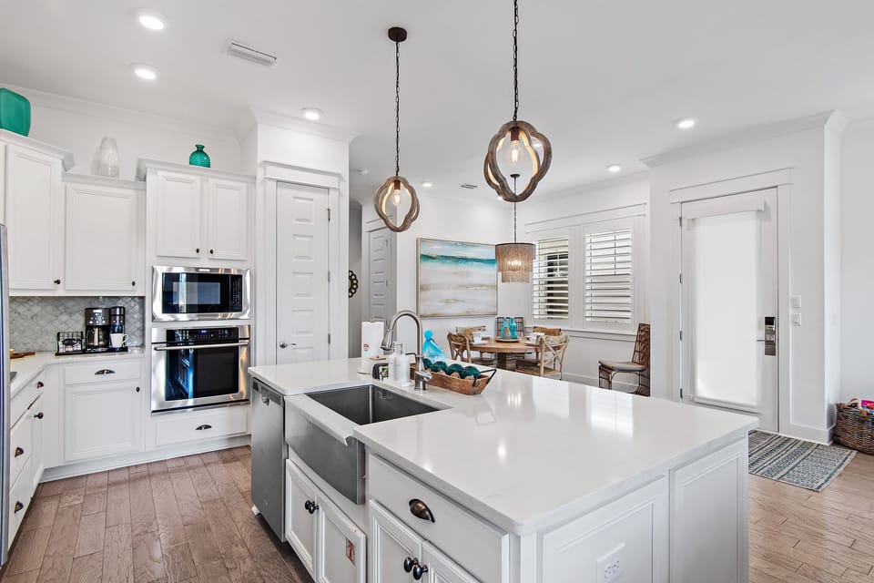 gourmet kitchen