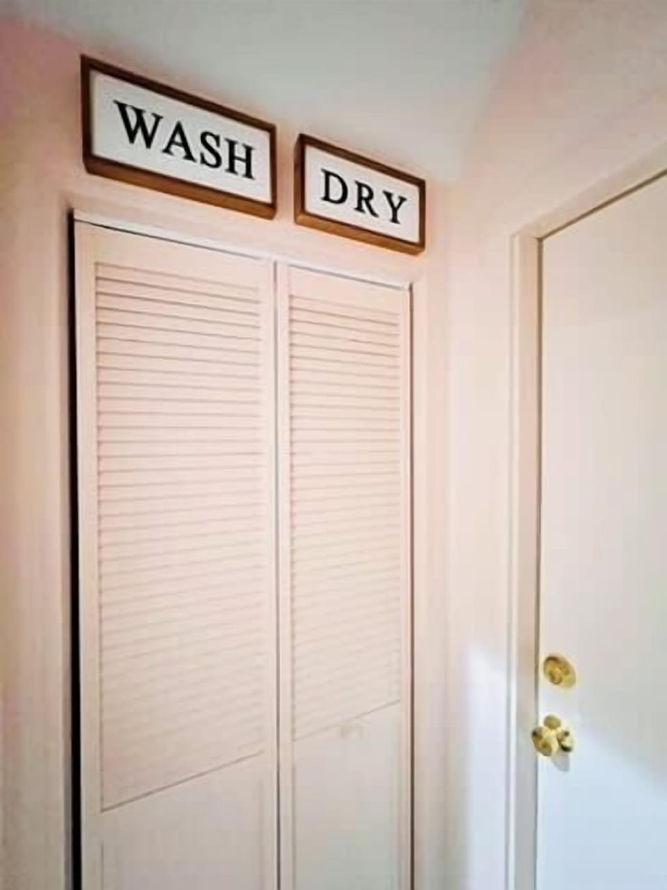 [Basement] Shared access to washer and dryer in basement.