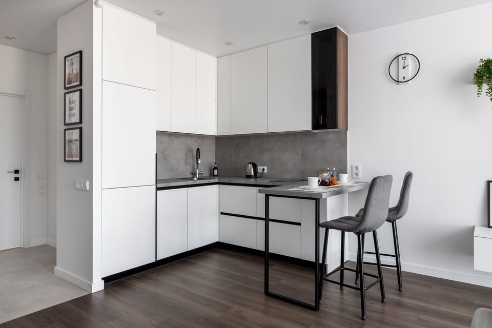 Comfort Studio, City View | Private kitchen | Full-size fridge, microwave, oven, dishwasher