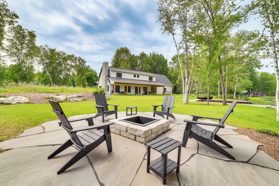 Cottage (4 Bedrooms) | Front of property