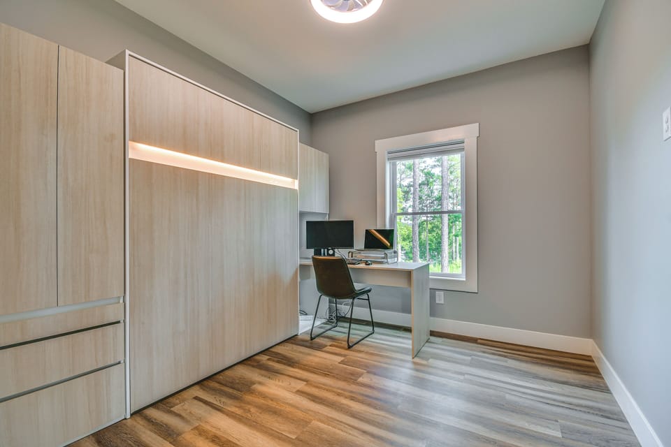 House (5 Bedrooms) | Interior