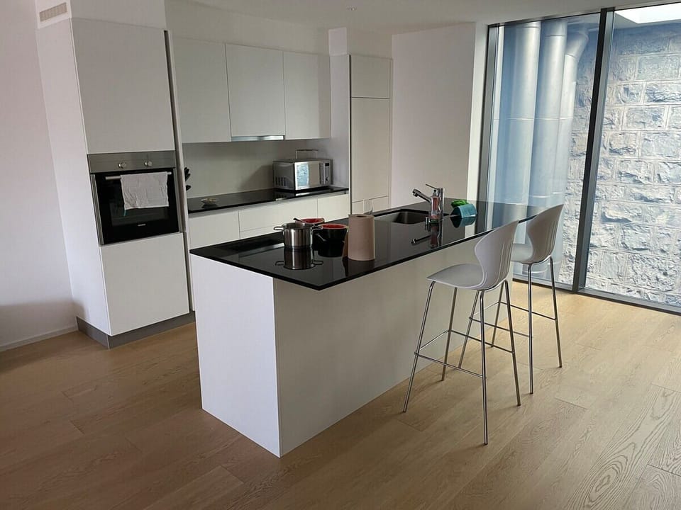Kitchen, fully equipped.