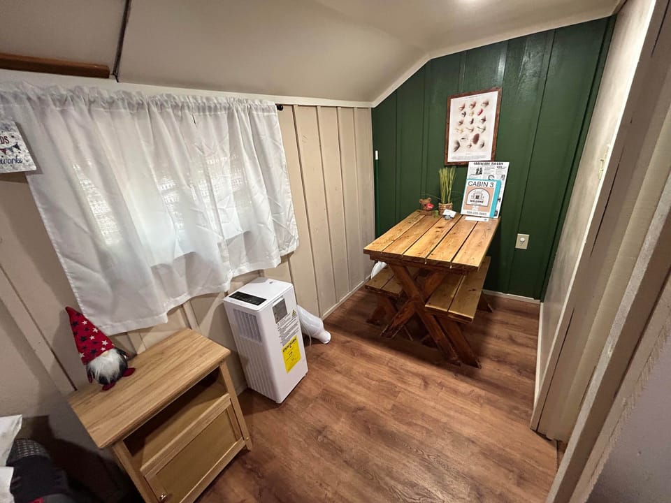 Cabin 3 seating