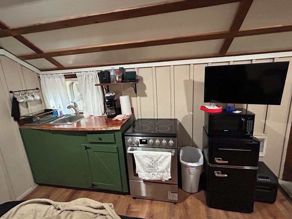 Cabin 3 Kitchen