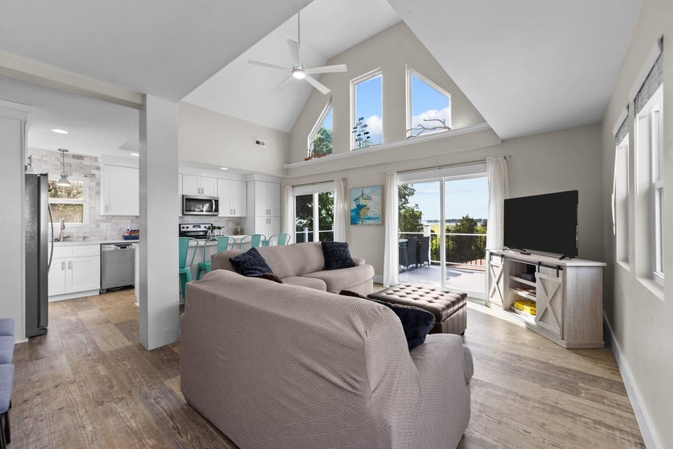 Enjoy the open living space - perfect for entertaining and family fun!