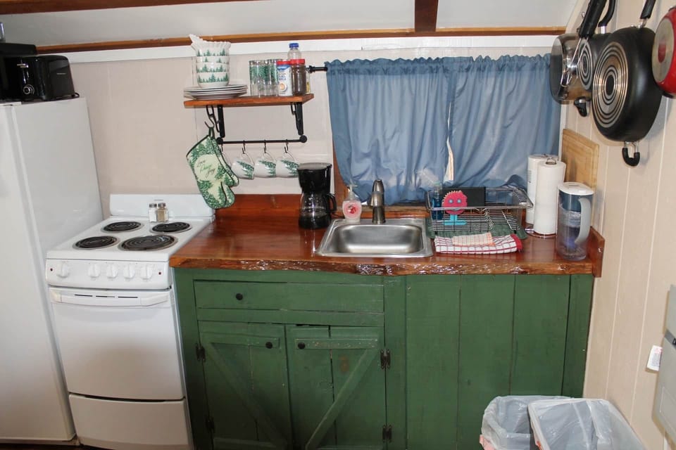 Cabn 4 Kitchen