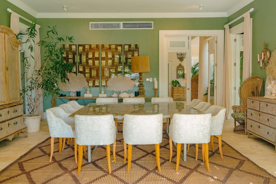 Corales 26 - Luxurious fully-staffed villa in exclusive golf & beach resort (4662)