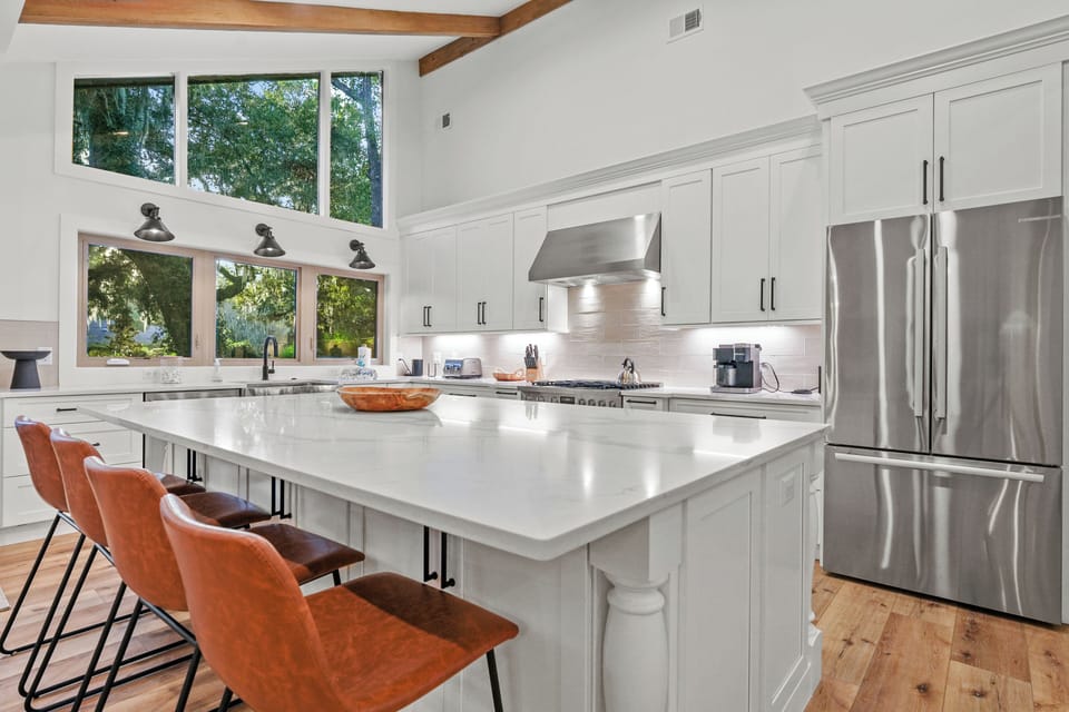 Fully equipped kitchen