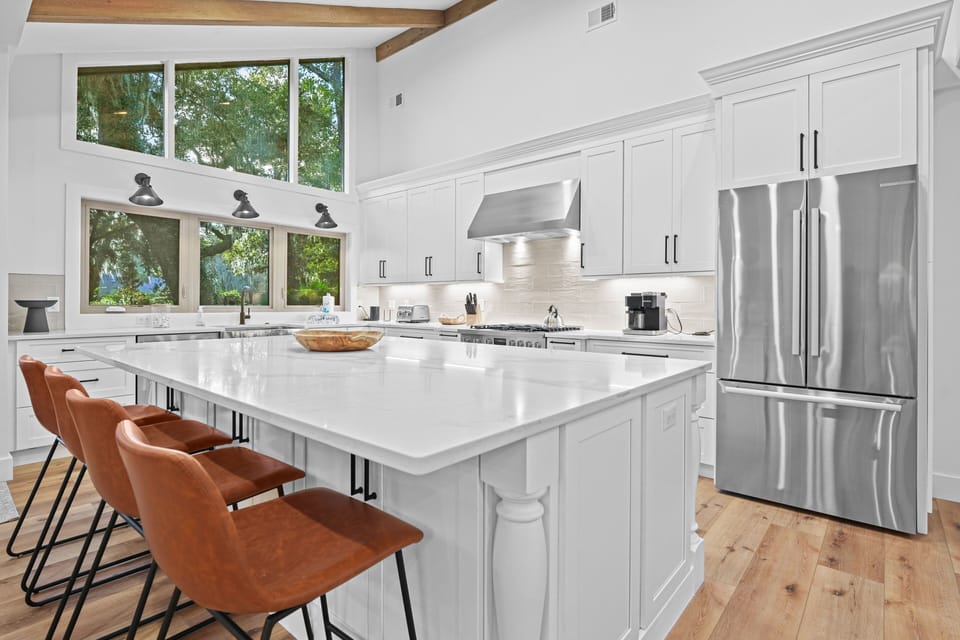 Fully equipped kitchen