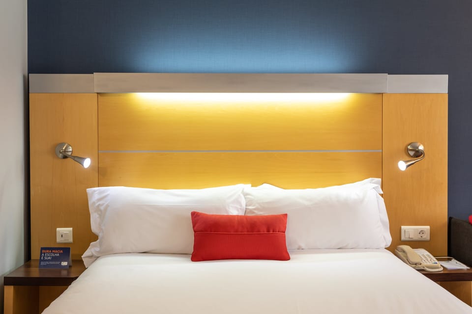 Standard Room, 1 Double Bed with Sofa bed | Desk, laptop workspace, blackout drapes, soundproofing