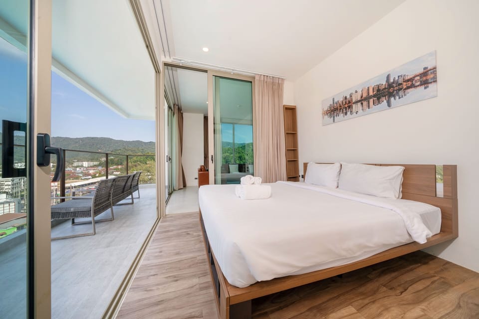 Premium Apartment, 2 Bedrooms, Balcony, Partial Sea View | 2 bedrooms, free WiFi