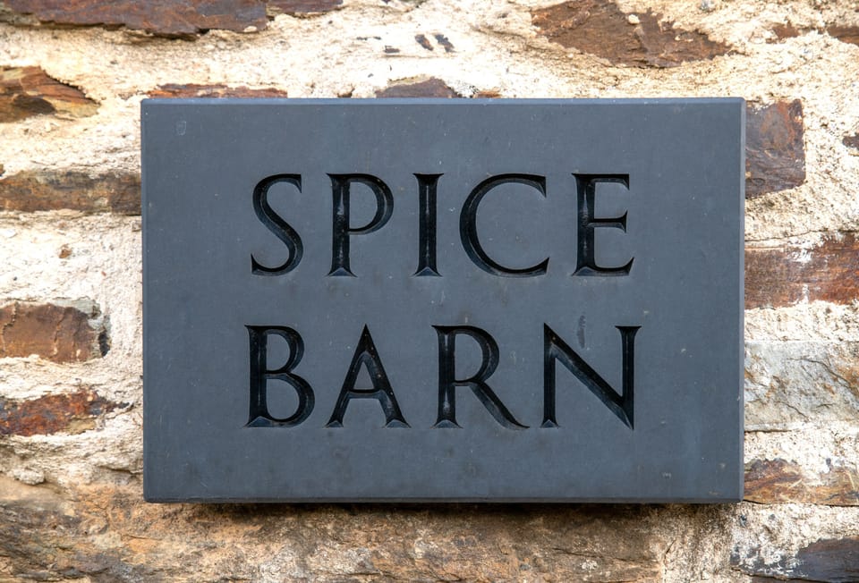 Spice Barn, Duloe, Liskeard. Your romantic, dog-friendly retreat awaits