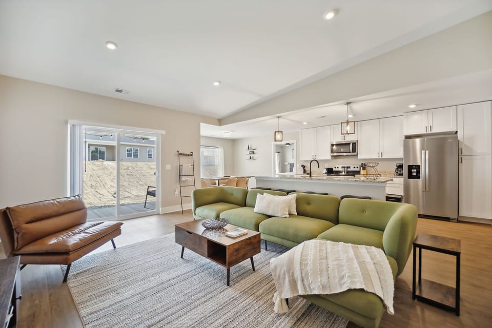 rather you are in the Livingroom, Kitchen or Dining room, I think it's safe to say we have seating covered.