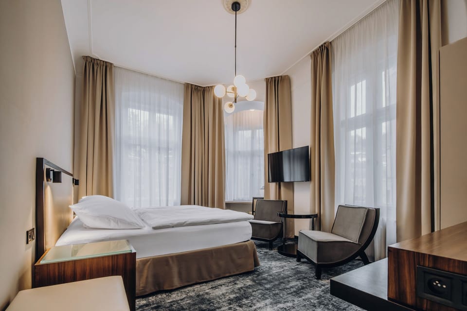 Superior Double Room, River View | Select Comfort beds, in-room safe, laptop workspace, blackout drapes